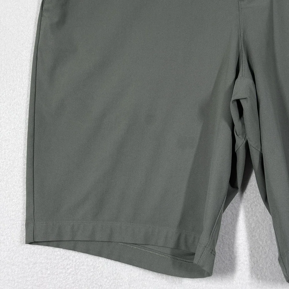 Lululemon Shorts Mens 36 Commision Short Relaxed Fit  11